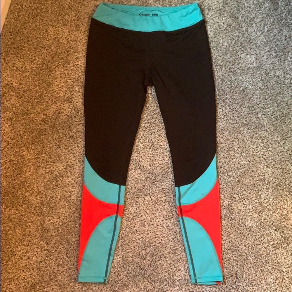 Gianni Binni Athletic Leggings Size Medium